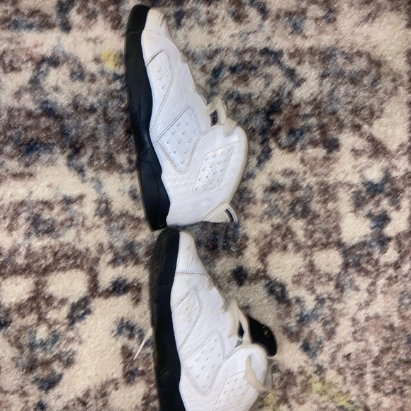 Kids Nike Jordan’s size 10c - Picture 5 of 6